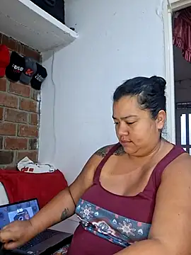 NARNYALABELLA online show from 11/05/25, 11:10