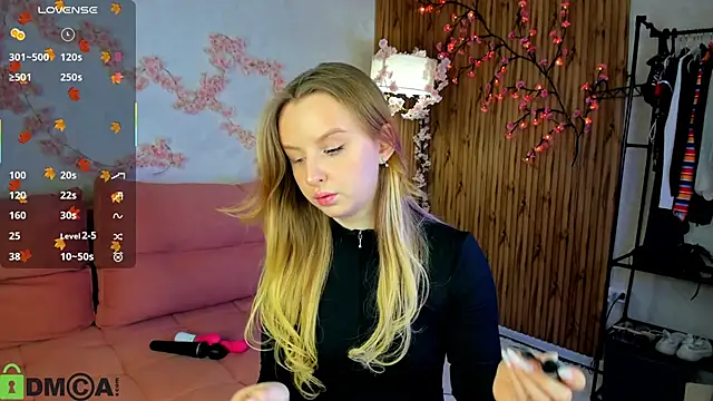 Rina Panic online show from 11/03/25, 01:08