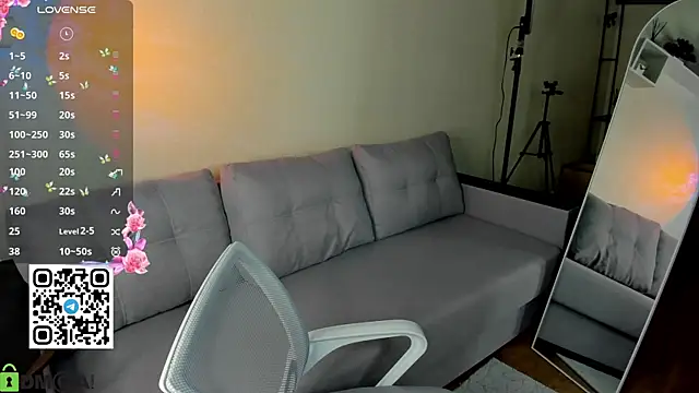 Snapshot of Rina_Panic chatting on 02/16/26, 12:40 Rina Panic online show from 02/16/26, 12:40