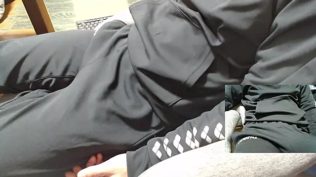 Yasu2000 online show from 01/17/26, 01:21