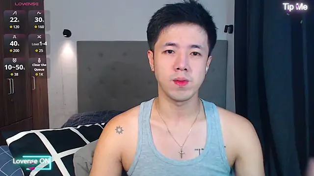 Addictiveboi online show from 12/05/25, 01:25