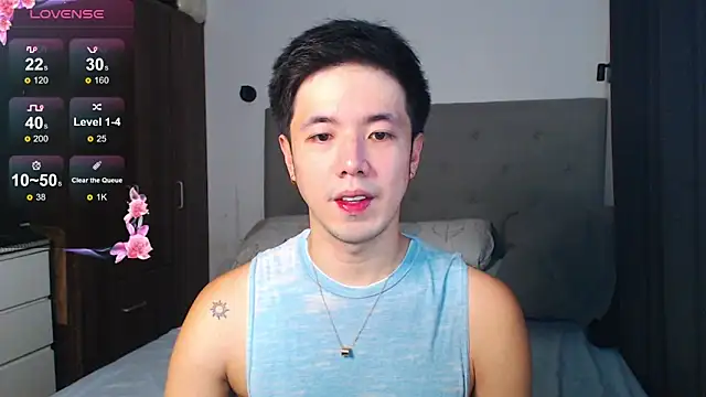 Addictiveboi online show from 04/17/26, 04:04