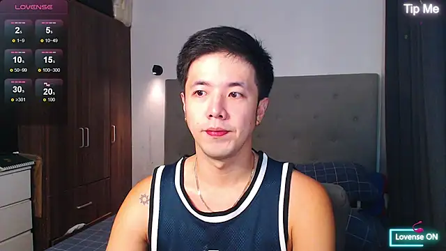 Addictiveboi online show from 04/19/26, 02:33