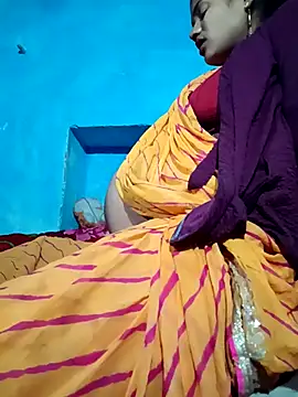 Snapshot of kajalbhabhi44 chatting on 02/19/26, 04:58 kajalbhabhi44 online show from 02/19/26, 04:58