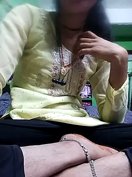 Snapshot of kajalbhabhi44 chatting on 03/01/26, 08:05 kajalbhabhi44 online show from 03/01/26, 08:05