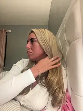 EllieMaeBaby online show from 01/08/26, 02:36