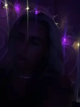 EllieMaeBaby online show from 04/19/26, 09:28