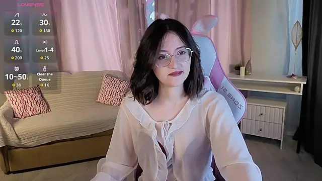 EsmaWonka online show from 09/13/25, 07:19