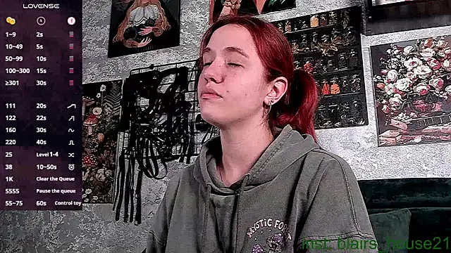 Snapshot of the_high_priestess chatting on 09/26/25, 05:11 the high priestess online show from 09/26/25, 05:11