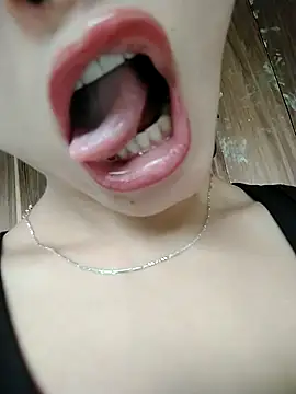 Snapshot of daisy_will chatting on 10/03/25, 12:29 daisy will online show from 10/03/25, 12:29