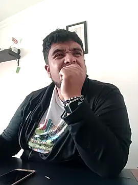 Rolo-Sumiso online show from 09/19/25, 01:01