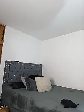 asumi 18 online show from 11/12/25, 09:32