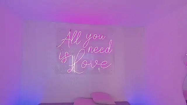 aleksandramiller  online show from 03/30/26, 12:39