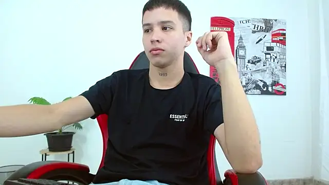 Cumandres18 online show from 11/14/25, 02:16