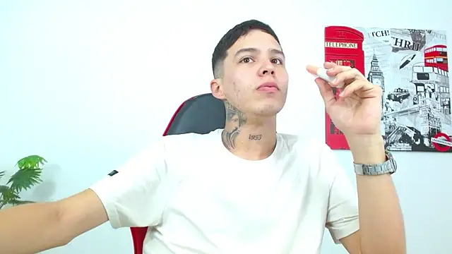 Cumandres18 online show from 02/19/26, 02:57