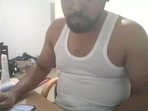 Snapshot of badboyyyyyy1626 chatting on 10/17/25, 04:42 badboyyyyyy1626 online show from 10/17/25, 04:42