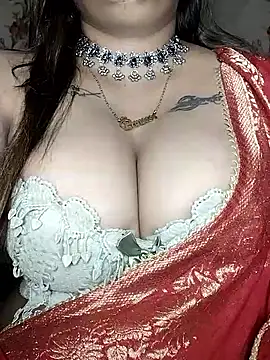 Shiny HOT01 online show from 01/10/26, 05:37