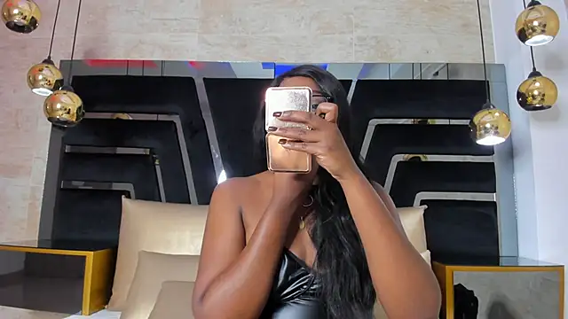 Snapshot of YallianaBrooks chatting on 02/22/26, 11:42 YallianaBrooks online show from 02/22/26, 11:42