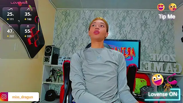 Madison Mujica online show from 09/23/25, 12:19