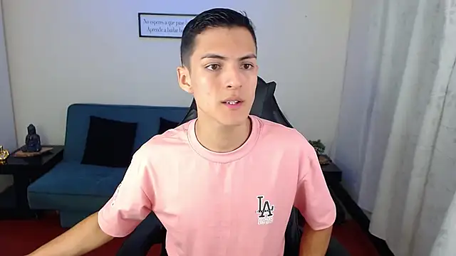 Matiius18 online show from 10/30/25, 01:45