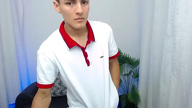 Matiius18 online show from 11/17/25, 02:23