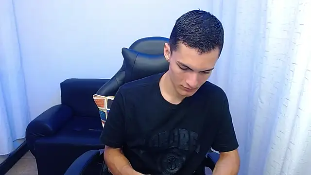 Matiius18 online show from 02/10/26, 02:21