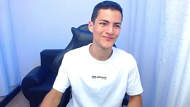 Matiius18 online show from 02/13/26, 01:51