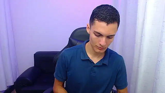 Matiius18 online show from 03/29/26, 02:06