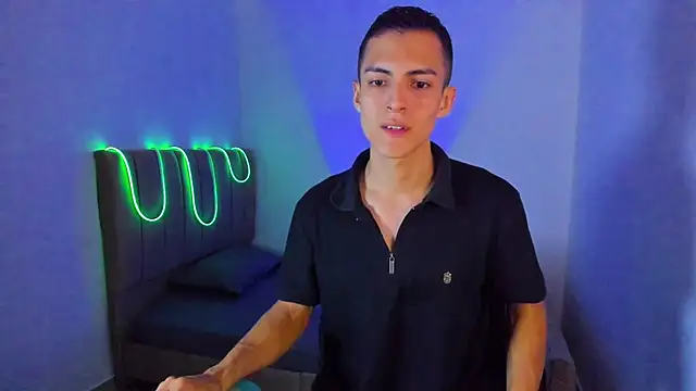 Matiius18 online show from 07/08/26, 01:48