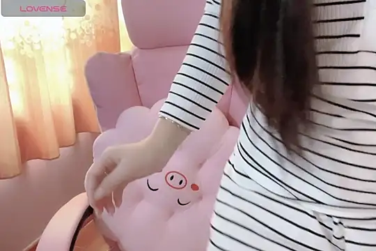  AFang  online show from 10/25/25, 06:10