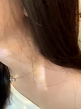 Nana kute20 online show from 11/15/25, 09:50