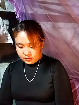 Snapshot of tthun1 chatting on 04/05/26, 01:08 tthun1 online show from 04/05/26, 01:08