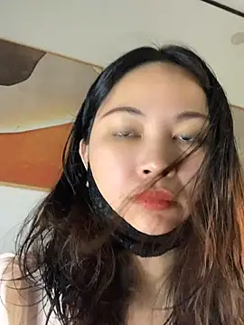 zhizhinaigai online show from 05/13/26, 03:59