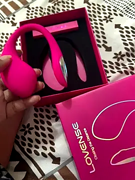 Neha18 online show from 09/15/25, 07:52