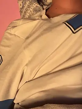 Snapshot of Neha18 chatting on 02/03/26, 05:51 Neha18 online show from 02/03/26, 05:51