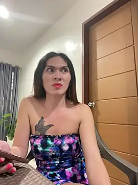 Snapshot of Pinkyweb_03 chatting on 03/10/26, 07:13 Pinkyweb 03 online show from 03/10/26, 07:13