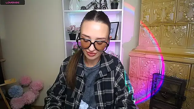 BonnieX  online show from 11/20/25, 09:31