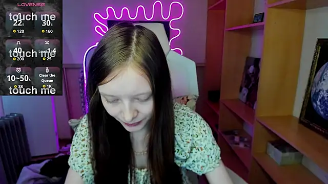 AliceHaris online show from 11/07/25, 06:13