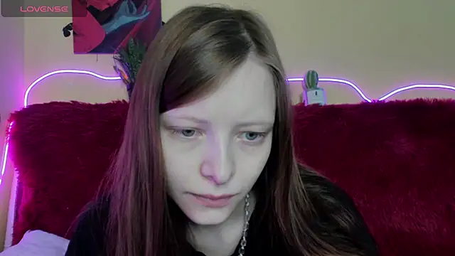 AliceHaris online show from 12/02/25, 06:19