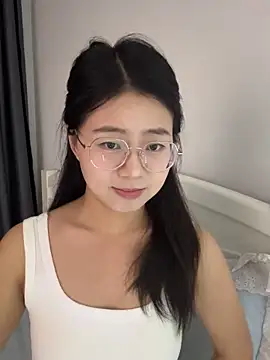 Ella-A9 online show from 09/26/25, 02:43