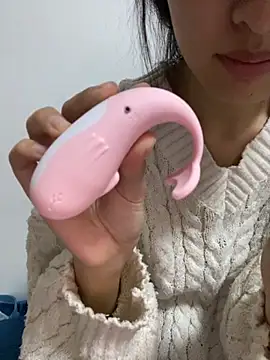 MengMeng0515 online show from 11/18/25, 11:36