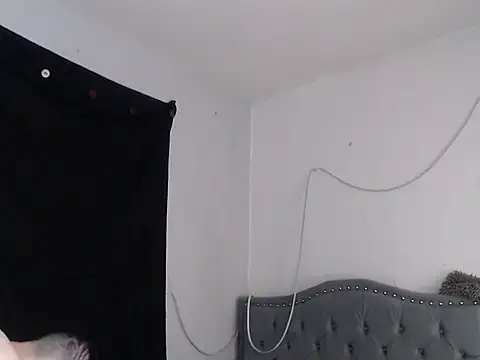 Snapshot of xalejo_max chatting on 09/17/25, 02:41 xalejo max online show from 09/17/25, 02:41