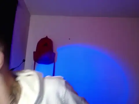 Snapshot of xalejo_max chatting on 10/12/25, 10:31 xalejo max online show from 10/12/25, 10:31