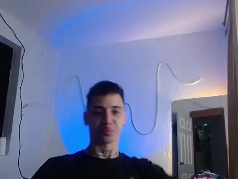 Snapshot of xalejo_max chatting on 11/16/25, 07:30 xalejo max online show from 11/16/25, 07:30