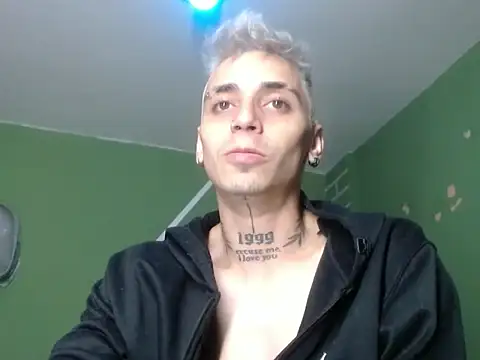 Snapshot of xalejo_max chatting on 01/16/26, 11:31 xalejo max online show from 01/16/26, 11:31