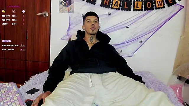 Savajelust online show from 10/10/25, 12:04