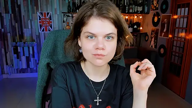 EllieMurler online show from 11/15/25, 09:06