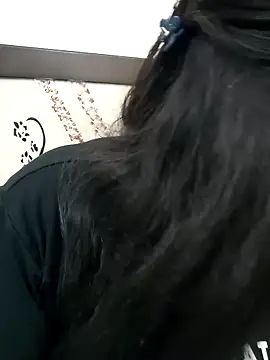 Shy Peehu online show from 12/14/25, 08:35