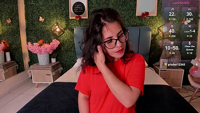 Linagh  online show from 09/13/25, 12:16