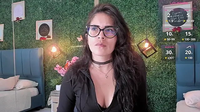 Linagh  online show from 10/18/25, 11:44